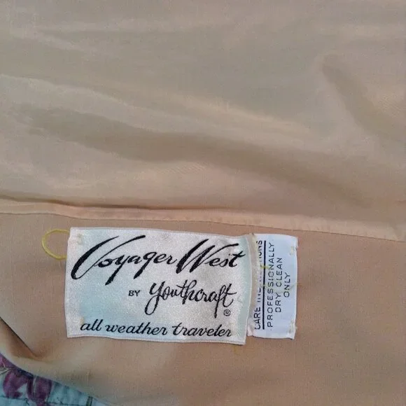 Vintage c. 1960s Youthcraft Coat Button-Up Lined Trenchcoat in Tan - Picture 2 of 4